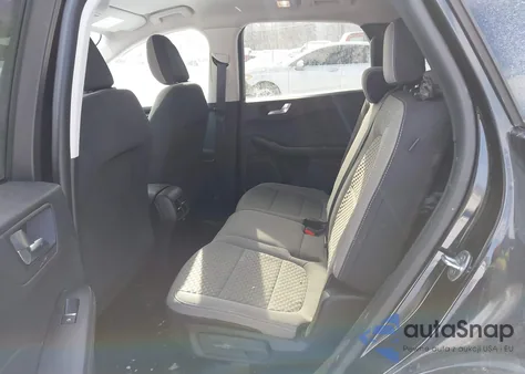 2021 Ford Escape Se z USA, uszkodzony, nr VIN 1FMCU0G65MUB28434